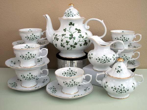 15 Piece Shamrock Porcelain Tea Set