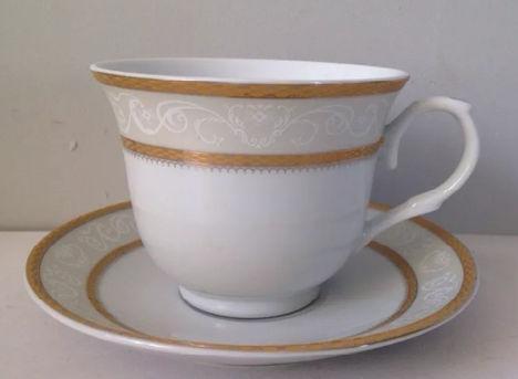 Case of 36 Gold Border Porcelain Wholesale Tea Cups and Saucers