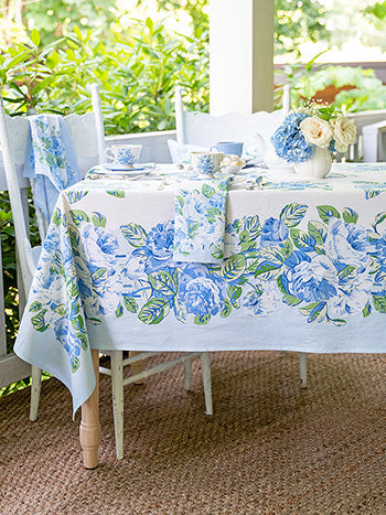 La Vie En Rose Blue Rectangular Tablecloth