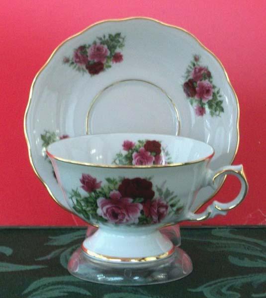 Laurel Summer Rose Porcelain Tea Cups (Teacups) and Saucers Set of 2