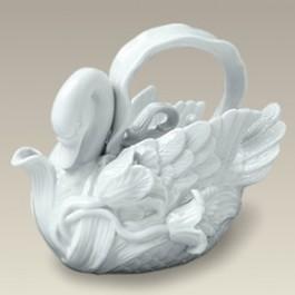 Lovely Spring Swan Porcelain Teapot