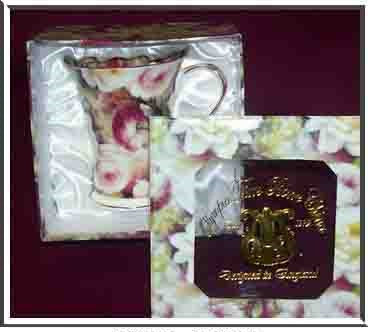 Lush Rose Chintz on White Bone China Mug Matching Gift Box