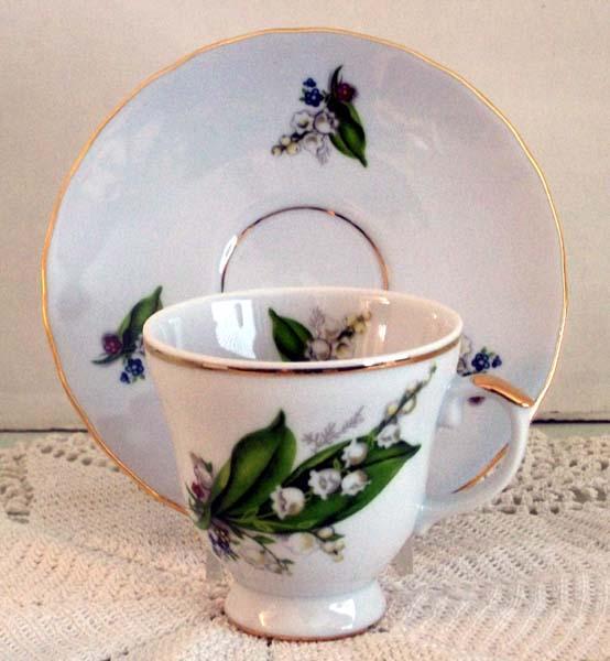 Set of 2 Demitasse Tea Cup and Saucer Lily of the Valley