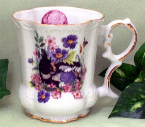 Set of 2 Victorian Tankards Floral Mugs - Cat