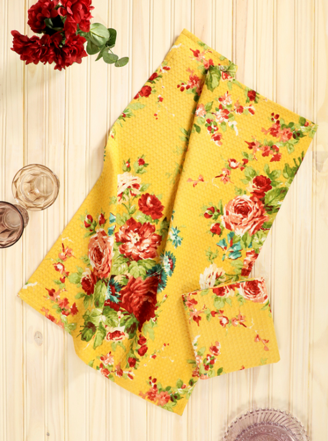 Cottage Rose Yellow Tea Towels Set of 2-Roses And Teacups