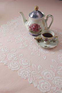 14X36 Tea Rose Table Runner Ecru-Roses And Teacups