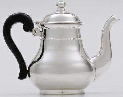 5 Cup Silver Plated with Black Bakelite Handle Teapot