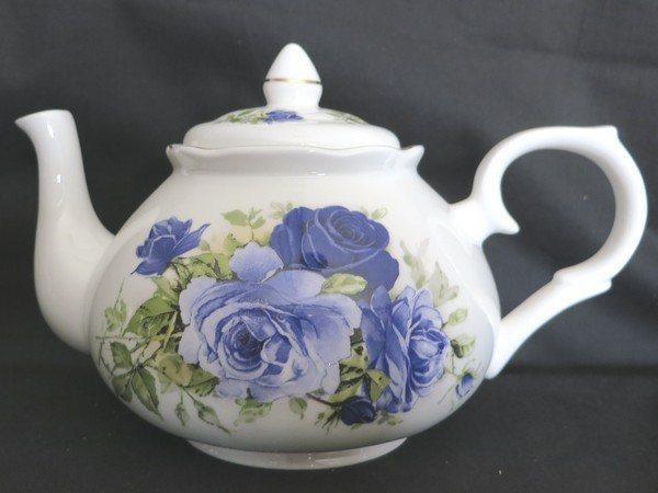 6C Summertime Blue English Bone China Teapot-Roses And Teacups