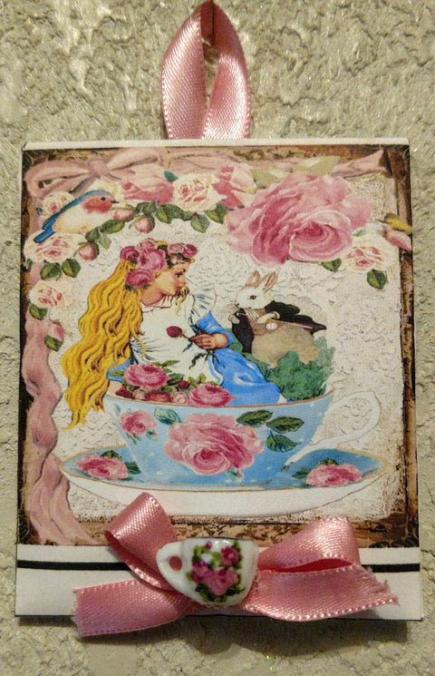 Alice in Wonderland Teacup Tea Party Favor Envelope Sachets Set of 3-Roses And Teacups