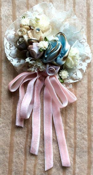 Betsy Corsage Brooch-Roses And Teacups