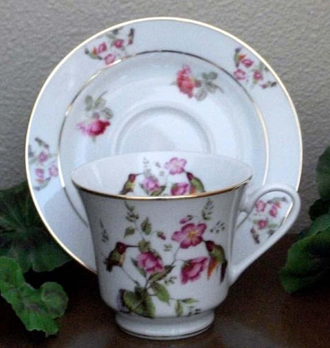 Catherine Porcelain Tea Cup and Saucer Set of 2 - Hummingbird-Roses And Teacups