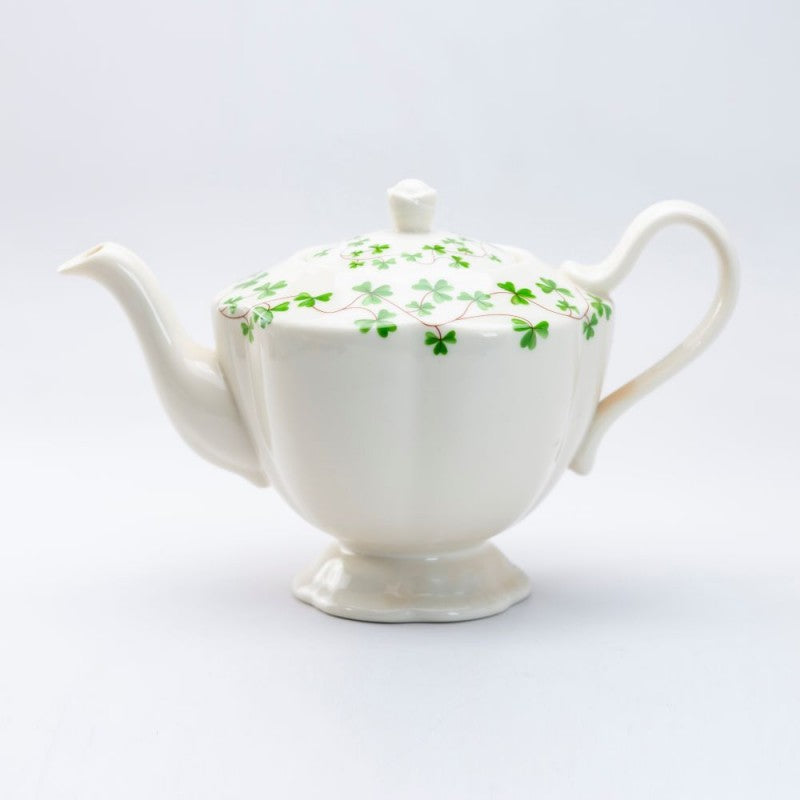 Clover Vine Leave Shape Porcelain 3 Cup Teapot-Roses And Teacups