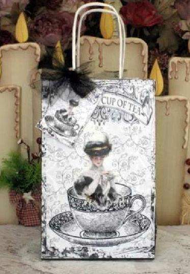 Cup of Tea Gift Bag with Hang Tag-Roses And Teacups