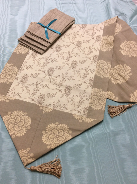 French General Taupe Reversible Table Runner and Napkin Set-Roses And Teacups