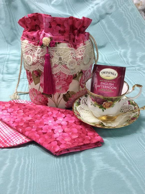Hydrangea Blossom Tea Cup Carrier Tote-Roses And Teacups