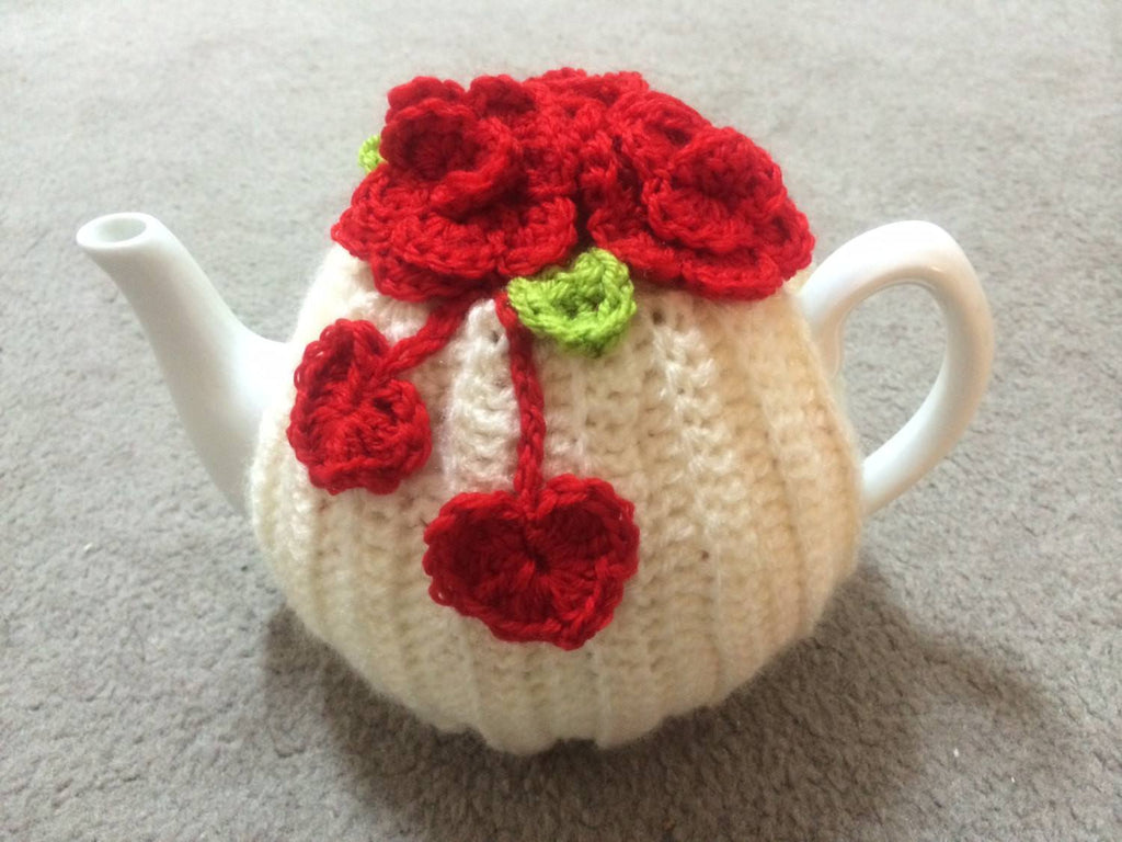I Heart Red Roses Crochet Cozy-Roses And Teacups