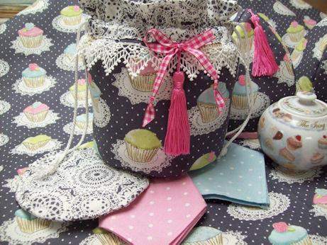 Lacy Cupcakes Tea Cup Carrier Tote Blue Napkin-Roses And Teacups