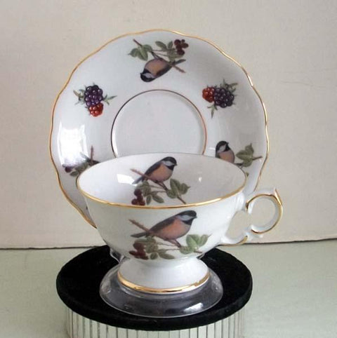 Laurel Chickadee Porcelain Tea Cups (Teacups) and Saucers Set of 2