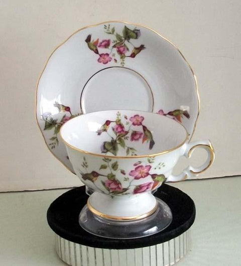 Laurel Hummingbird Porcelain Tea Cups (Teacups) and Saucers Set of 2