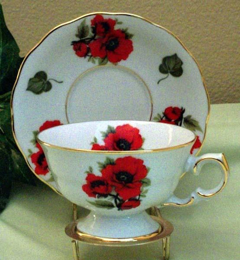 Laurel Red Poppy Porcelain Tea Cups (Teacups) and Saucers Set of 2