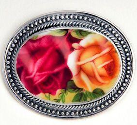 Old Country Roses China Oval Brooch