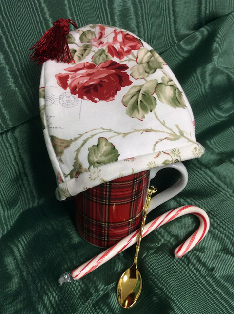 Postcard Merry Christmas Tea Cup Cozy-Roses And Teacups
