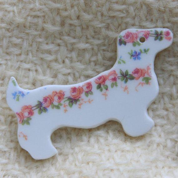 Roses China Dog Pin