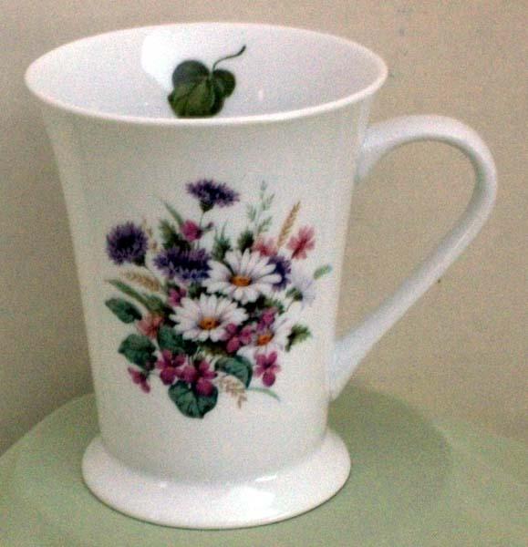 Set of 2 Floral Latte Mugs - Daisies and Violets-Roses And Teacups