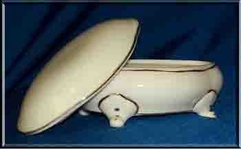 Small Ivory Footed Porcelain Keepsake Box