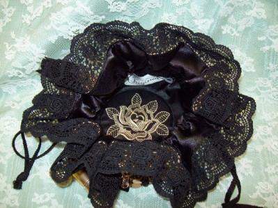 Victorian Beaded Circular Gold Rose Reticule-Roses And Teacups