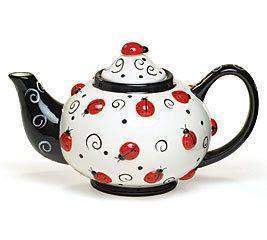 Adorable Large Ladybug Teapot-Roses And Teacups