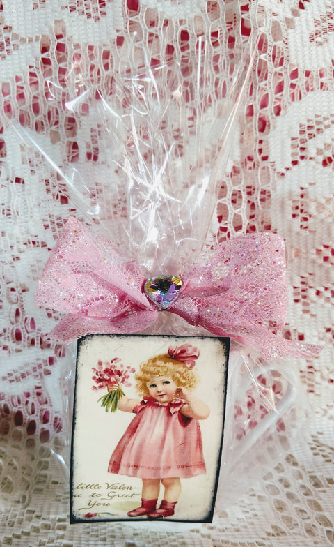 Valentine Greeting Teacup Favor Gift - Sweet Girl